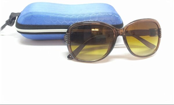 Discount Optical Plus - Image 3