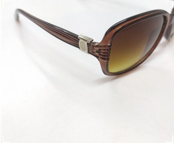 Discount Optical Plus - Image 4