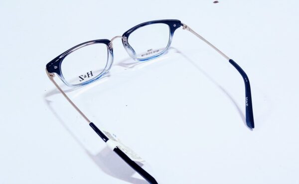 Discount Optical Plus H&Z Black fullrim rectangular eye glasses - Image 4