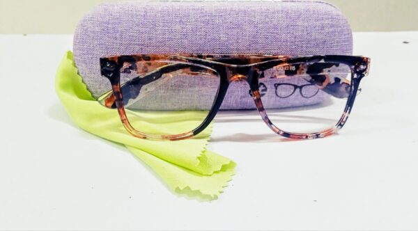 Discount Optical Plus eye wear  full rim round frame - Image 2