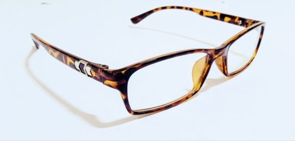 Discount Optical Plus  Animal Printed Color Rectangle Shape Spectacle Frame - Image 3