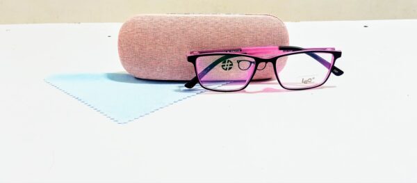 Discount Optical Plus Pink and black fullrim rectangular eye wear - Image 3